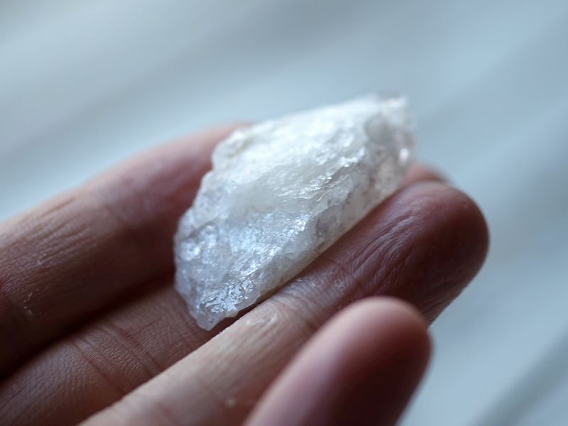 アゼツライト (Heaven and Earth 社公認) 原石 No.2｜最高級