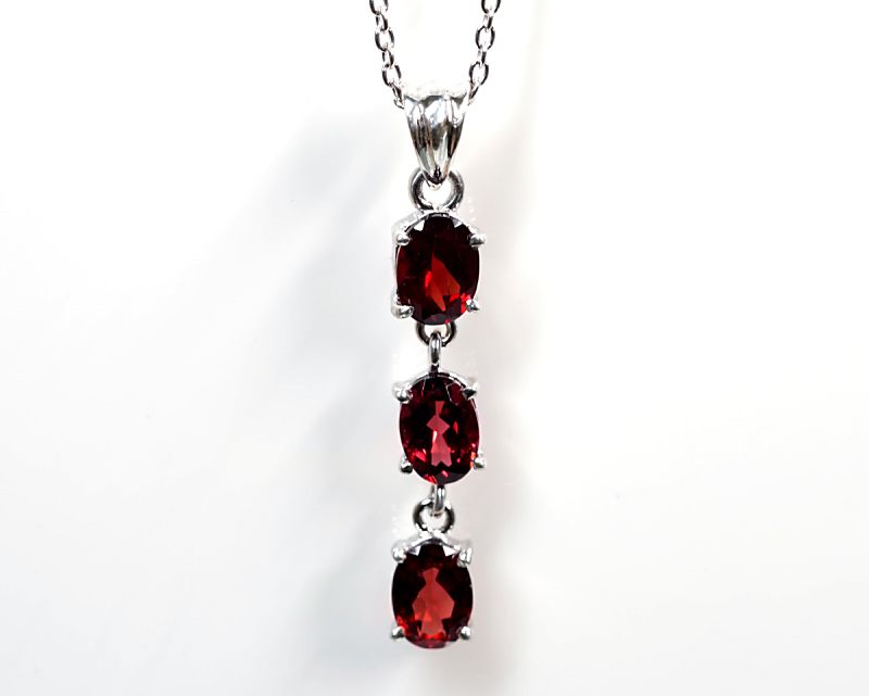 ガーネット ペンダントトップ 3連タイプ｜最高級パワーストーン販売の