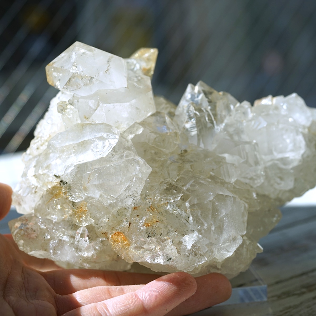 ヒマラヤ水晶 ゴールドルチル入り クラスター （Kullu Parvati Valley