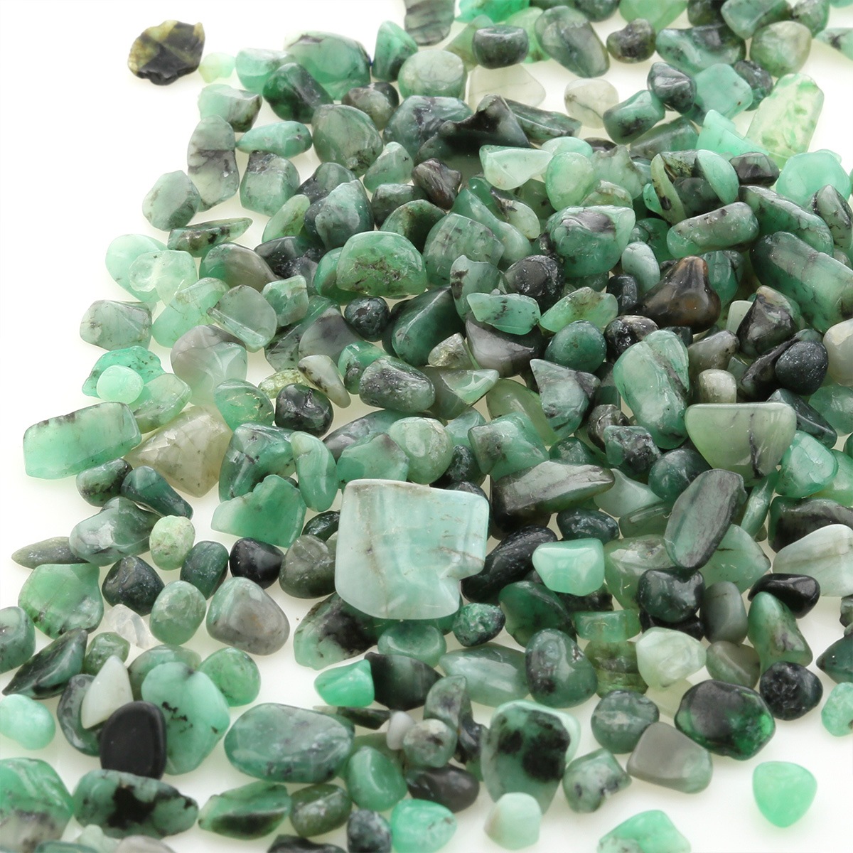 エメラルド さざれチップ 【100g 浄化】｜最高級パワーストーン販売の