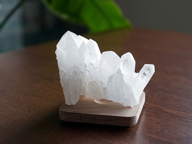 500☆特別ご提供☆氷のような原石【マダガスカル産『紫水晶』ロック