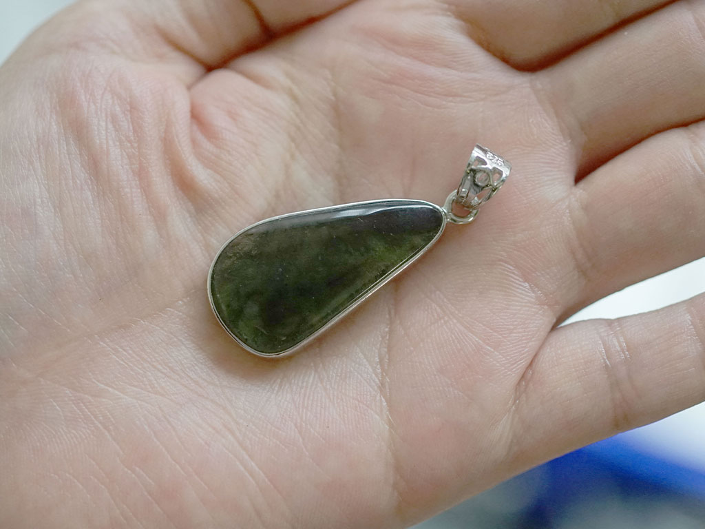 モルダバイト ペンダントトップ シルバー（SV925）No.21