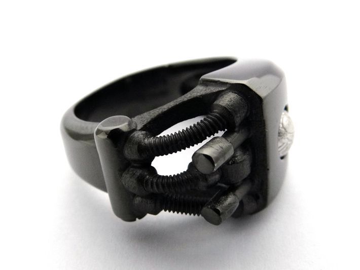 DEVELOPMENT（発展、展開）　- BLACK -