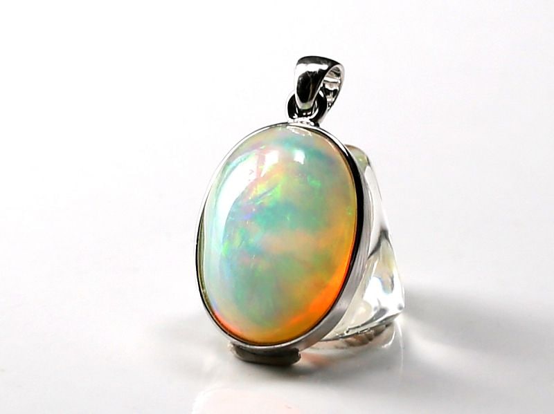 オパール3個・アベンチュリン・ホワイトジェイド（白翡翠）5個セットルース天然石 最新の天然石工芸品、ギフト用グリーンアベンチュリンホワイト