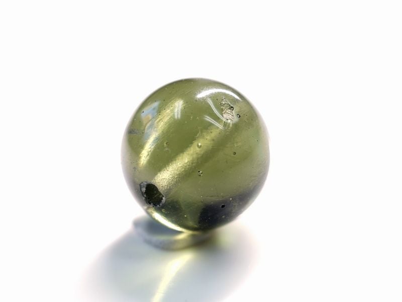 モルダバイト【1粒売り】♡ 楽天市場】1粒売り モルダバイト 8mm パワーストーン バラ売り