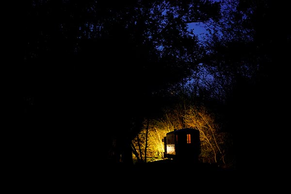 IMP��0023�ۥϥ󥬥꡼ ���ǤΥХ�ȥ�ե��˥٥���