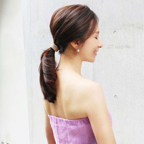 インレイ レザー カフ ポニー (ベージュ)