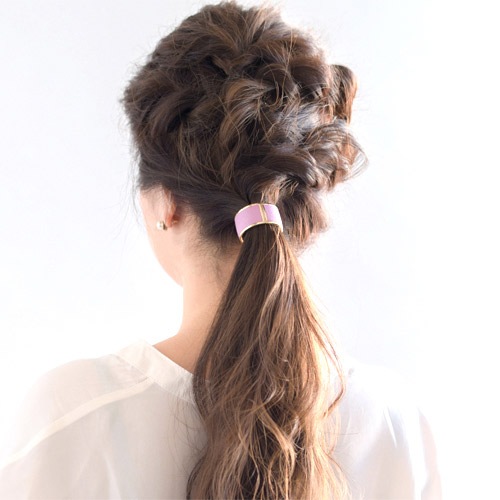 インレイ レザー カフ ポニー (スプリングオーキッド)