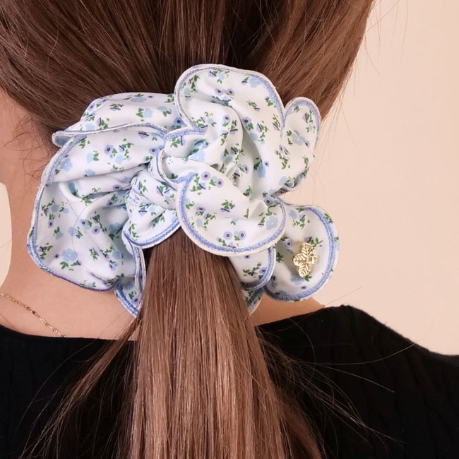 フィオラ スクランチー (フローラル)