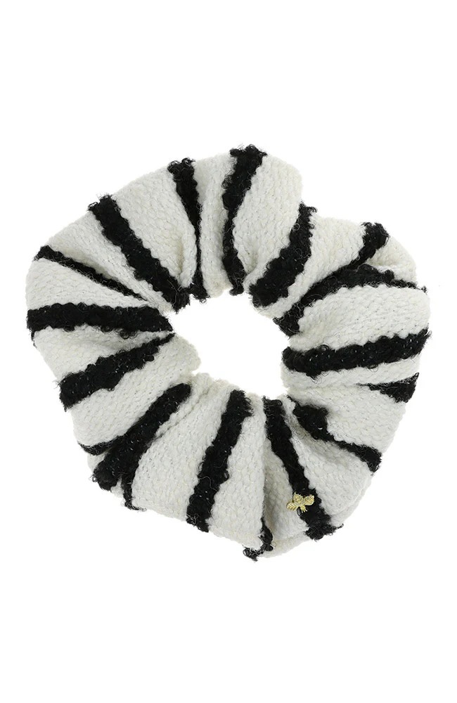 ジューン スクランチー（ホワイト/ブラック）