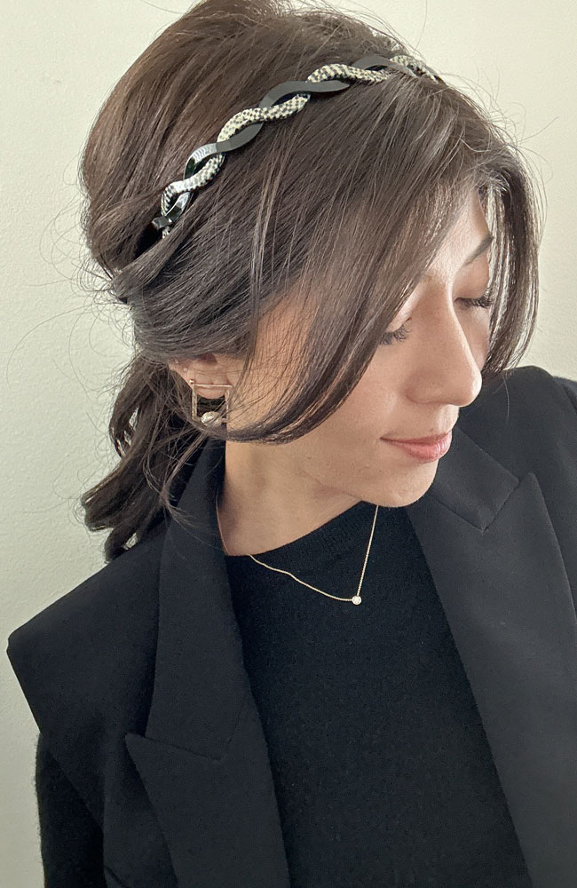 ツイスト ウルトラコンフォート ヘッドバンド (ブラック/オペラシルバー)