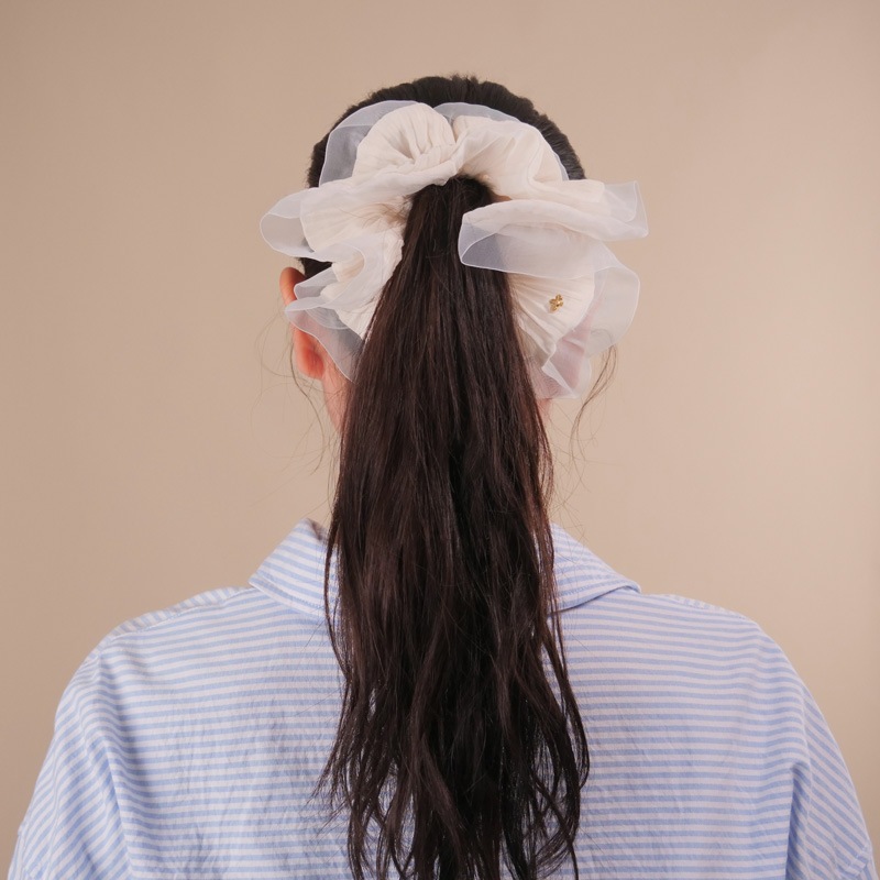 オリーブ スクランチー（クリーム）