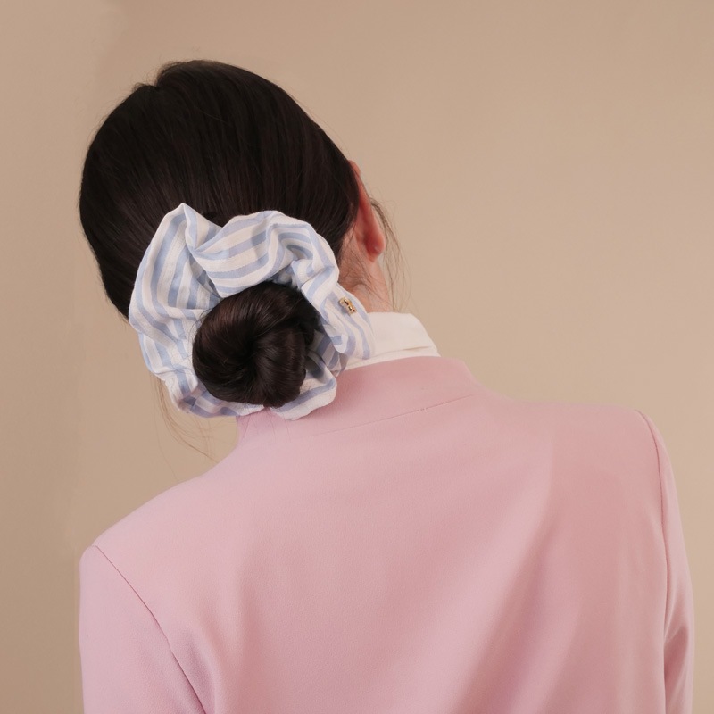 アンディー スクランチー（ブルー/クリーム）