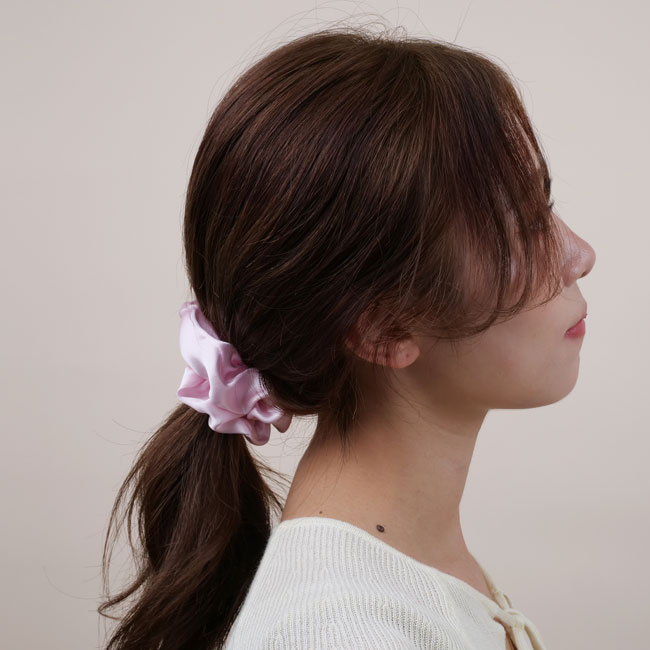 ミディアム スクランチー (シルク シャルムーズ ピグレット)