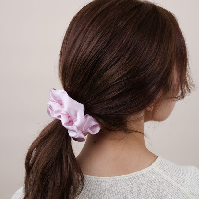 ミディアム スクランチー (シルク シャルムーズ ピグレット)