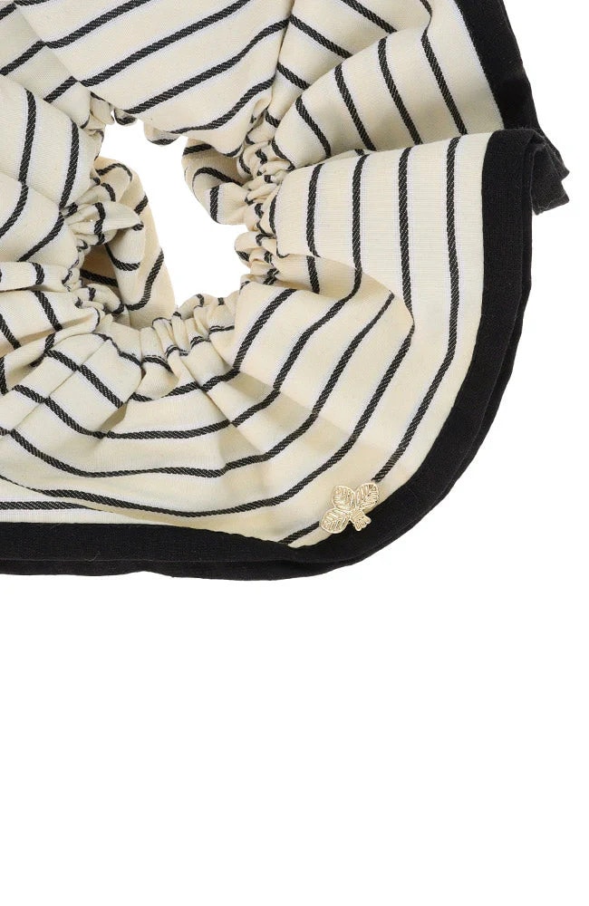 バリー スクランチー(クリーム/ブラック)