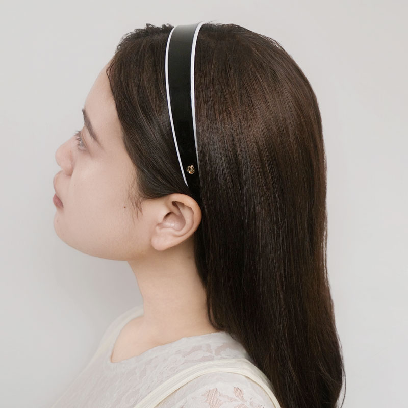 ＜オンラインショップ 限定商品＞アレッシア ヘッドバンド (ブラック/ホワイト)