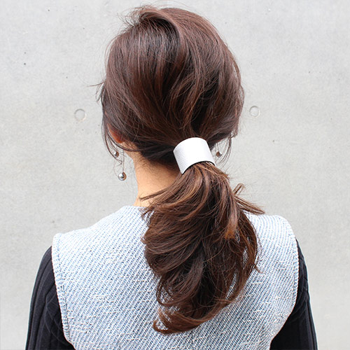 レザー ポニー （ネイビー）