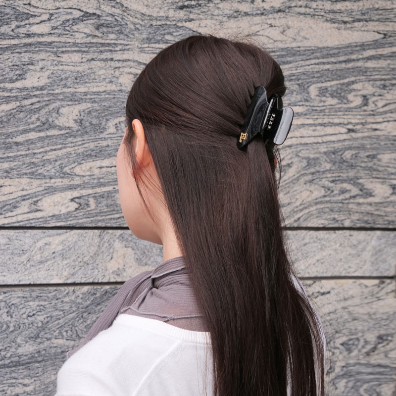 ミディアム シグネチャー ジョー（ブラック）