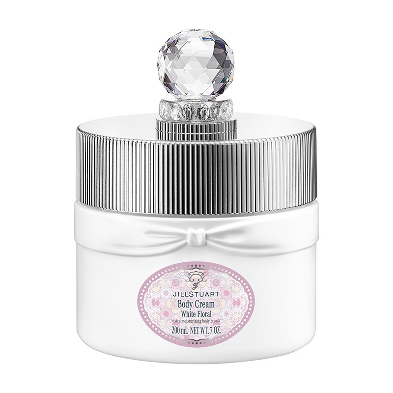 �ۥ磻�ȥե�����롡�ܥǥ����꡼���JILLSTUART��