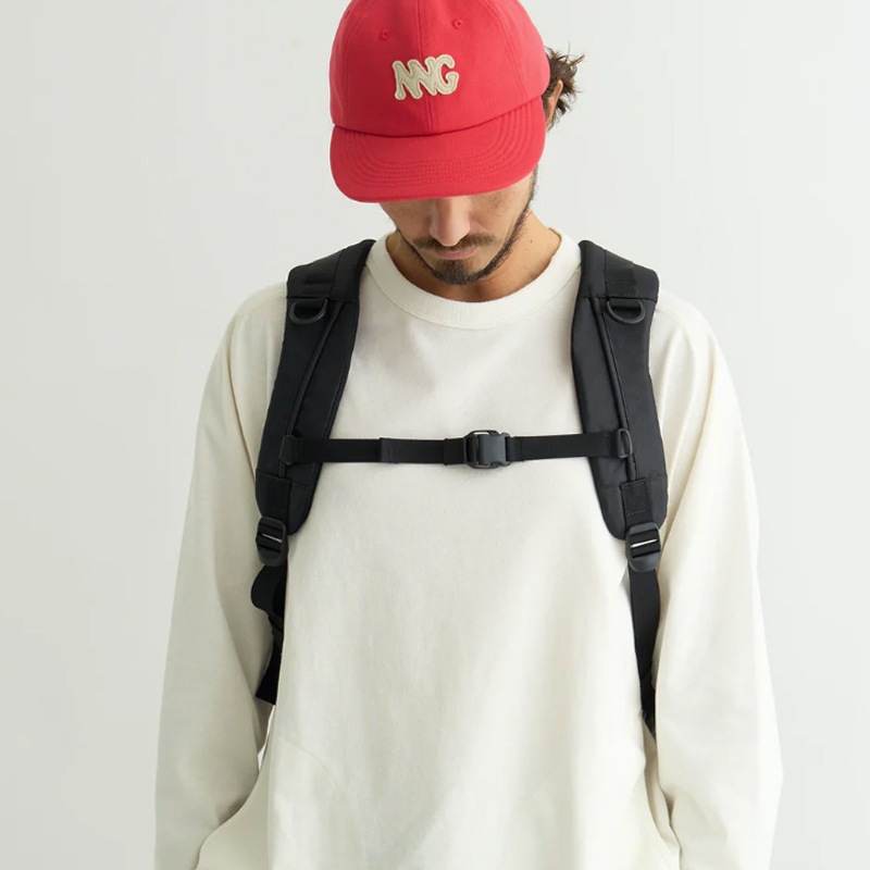 ナンガ　NANGA 30リットル　リュックサック　５〜６回使用 ナンガ NANGA 30リットル リュックサック 5〜6回使用 NANGA