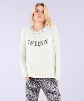 ����T�����