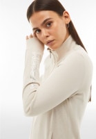 �ե른�åץȥ졼�ʡ�