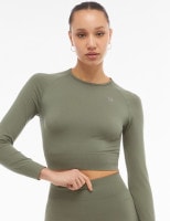 ĹµT�����