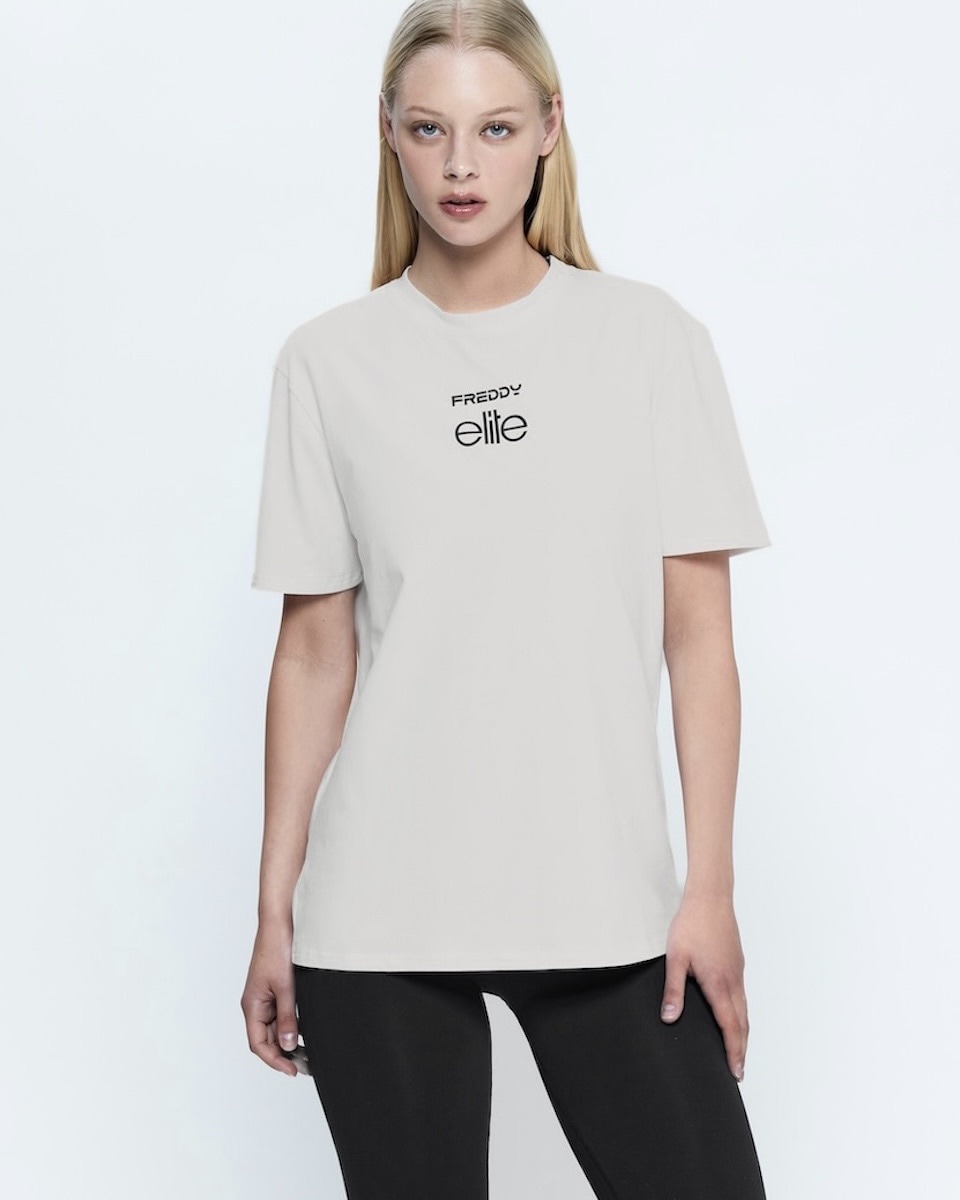 F.ILLUMINATEの88 Glossy Jersey T-Shirt 全2色 半袖Tシャツ | WOMEN:女性,Tシャツ | FREDDY ONLINE STORE JAPAN