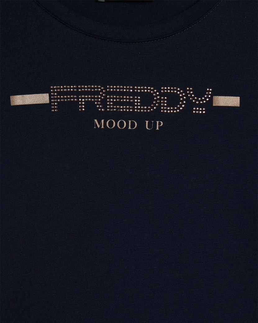 ĹµT�����