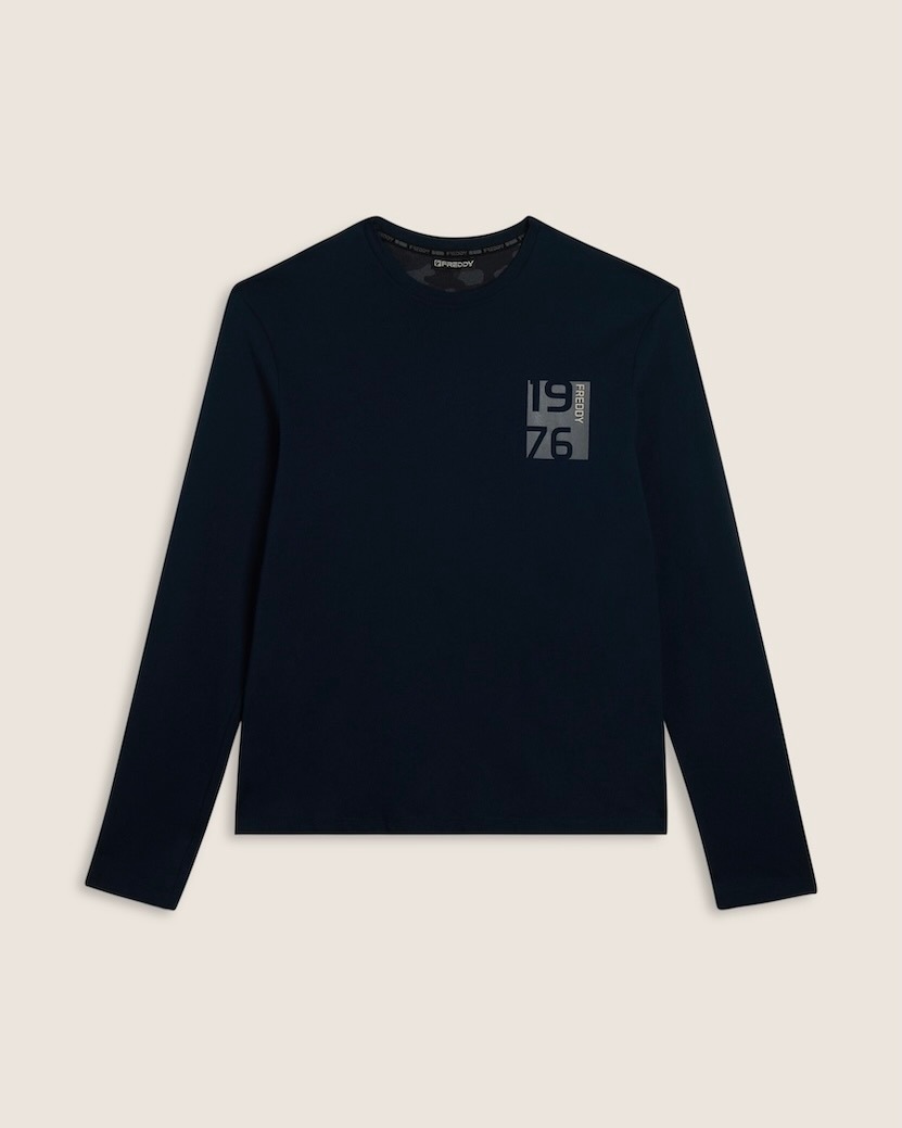 ĹµT�����