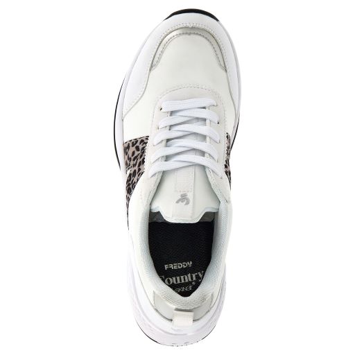 ��ǥ��������塼��Skinair