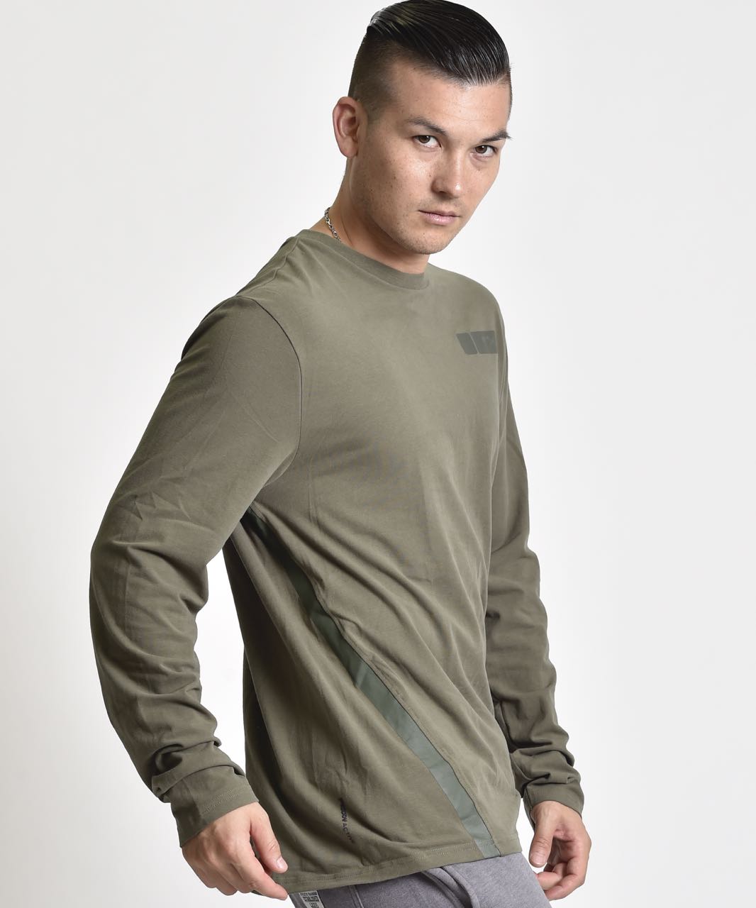 ĹµT�����