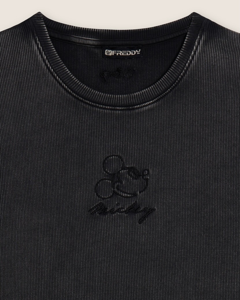 ĹµT�����