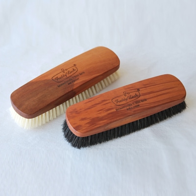 クロスブラシ（フレディレック／Freddy Leck）