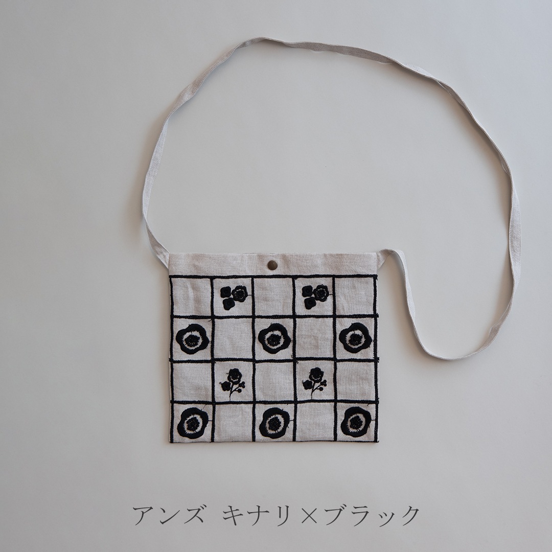 ブックバッグ／book bag（生地の可能性／kijinokanosei）