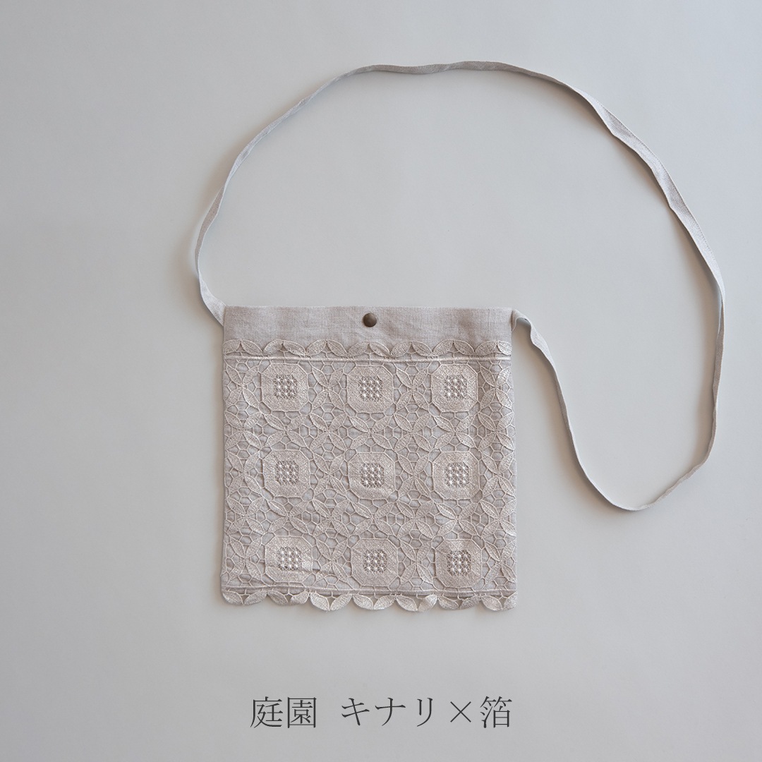 ブックバッグ／book bag（生地の可能性／kijinokanosei）