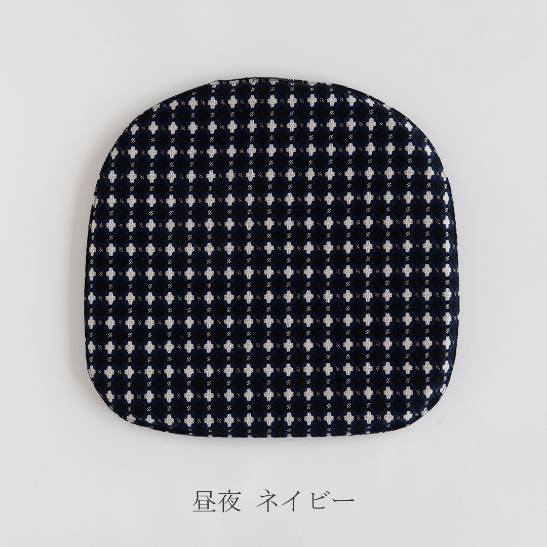チェア 69 シートクッション／chair 69 seat cushion（生地の可能性
