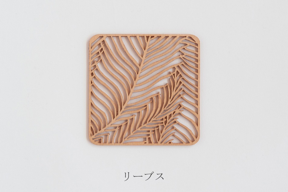 リトアニア木製コースター