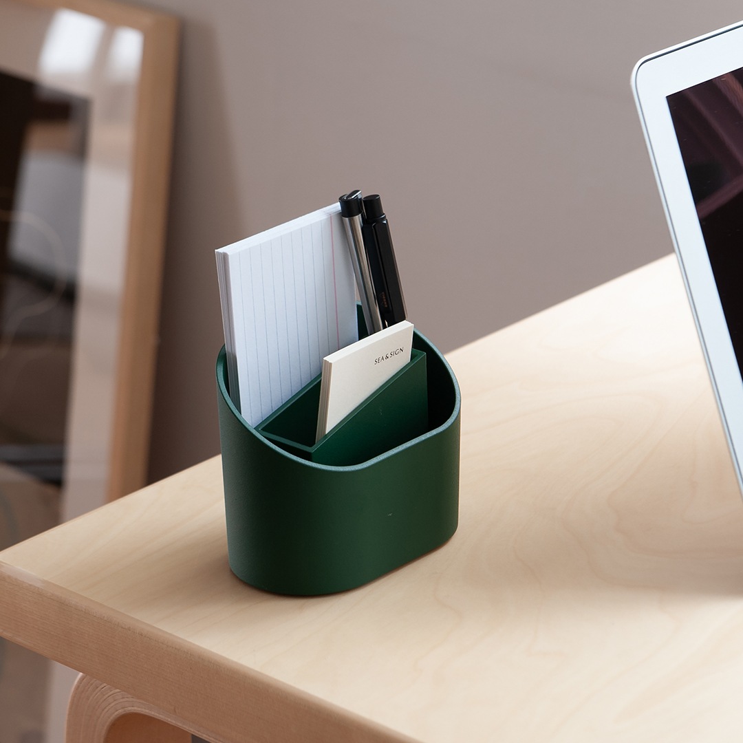 スタンド／STAND（セキサカ／SEKISAKA）