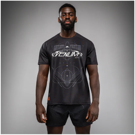 VENUM トレーニングスーツ ブラック　専用 VENUM ベヌム ファイトショーツ S 〜 L サイズ 速乾 軽量