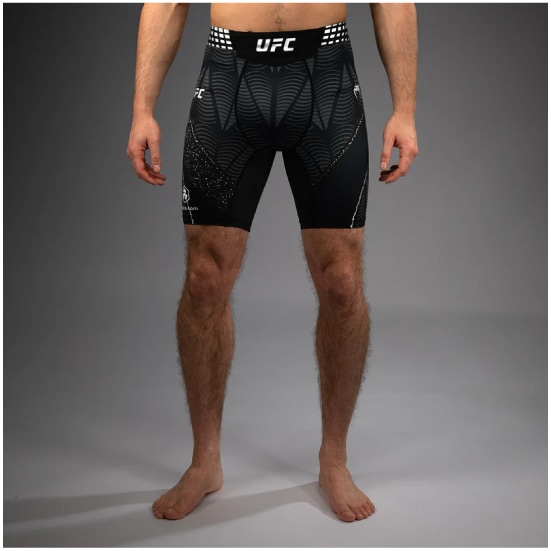 VENUM ヴェナム UFC Zenith by Venum Authentic Fight Night ヴァーリトゥードショーツ メンズ - ブラック ベナム VNMUFC-00482-108