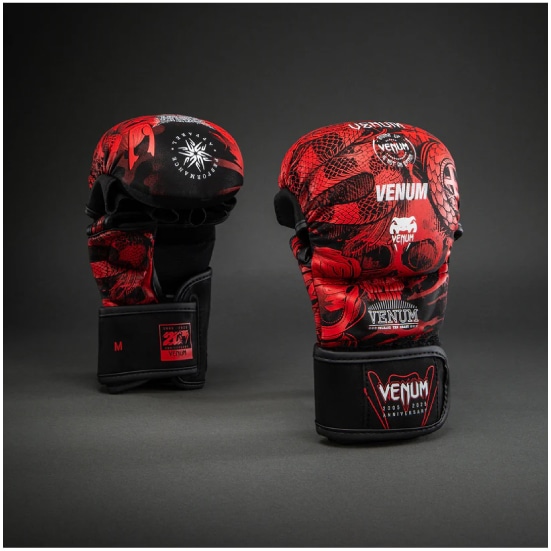 Venum（ヴェナム) | FREEDOM 格闘技用品店 グローブ サポーター ウェア