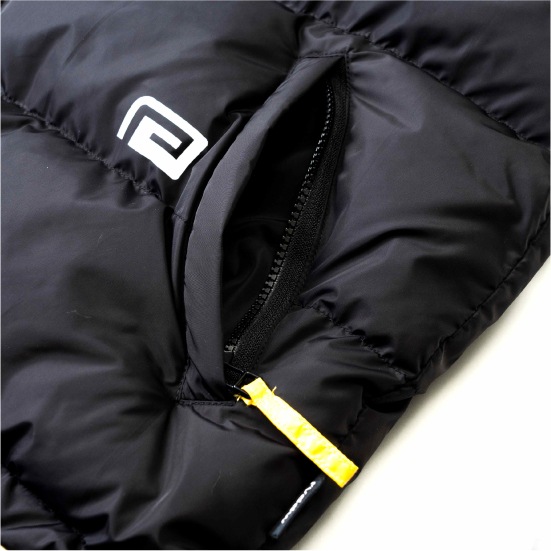 リバーサル reversal REVERSIBLE COLLARLESS PUFF VEST