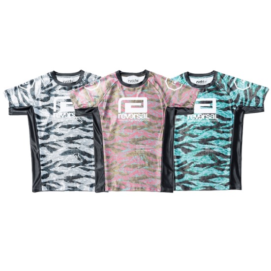 リバーサル reversal POUNCER CAMO SHORT RASH GUARD