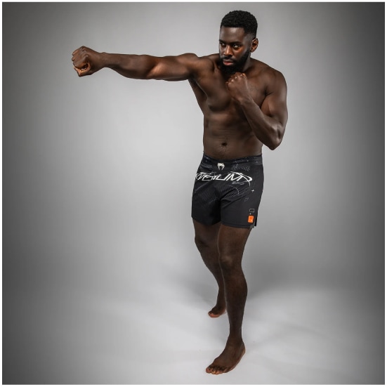 VENUM ヴェナム Eclipse ファイトショーツ - ブラック/アイボリー ベナム VENUM-05745-108