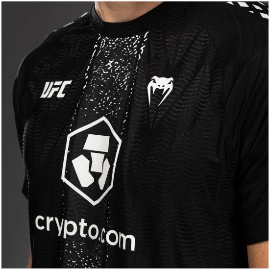 VENUM ヴェナム UFC Zenith by Venum Authentic Fight Night ウォークアウトジャージ オフィシャル メンズ - ブラック ベナム VNMUFC-00479-108