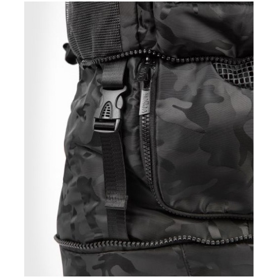 VENUM ヴェナム CHALLENGER XTREM BACKPACK - ブラック/ダークカモ