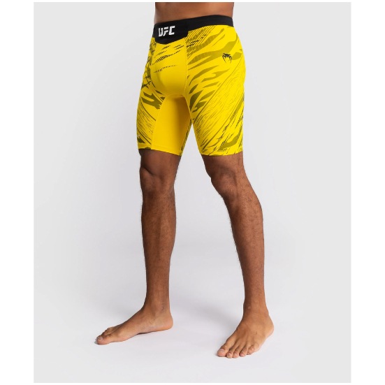 Venum ファイトショーツ L イエロー VENUM／ヴェナム ファイトショーツ UFC Fusion by Venum