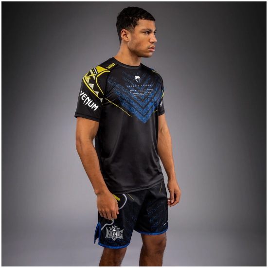 VENUM ヴェナム x TEKKEN 8 ドライテックTシャツ - キング - ブラック/イエロー ベナム VENUM-06202-111